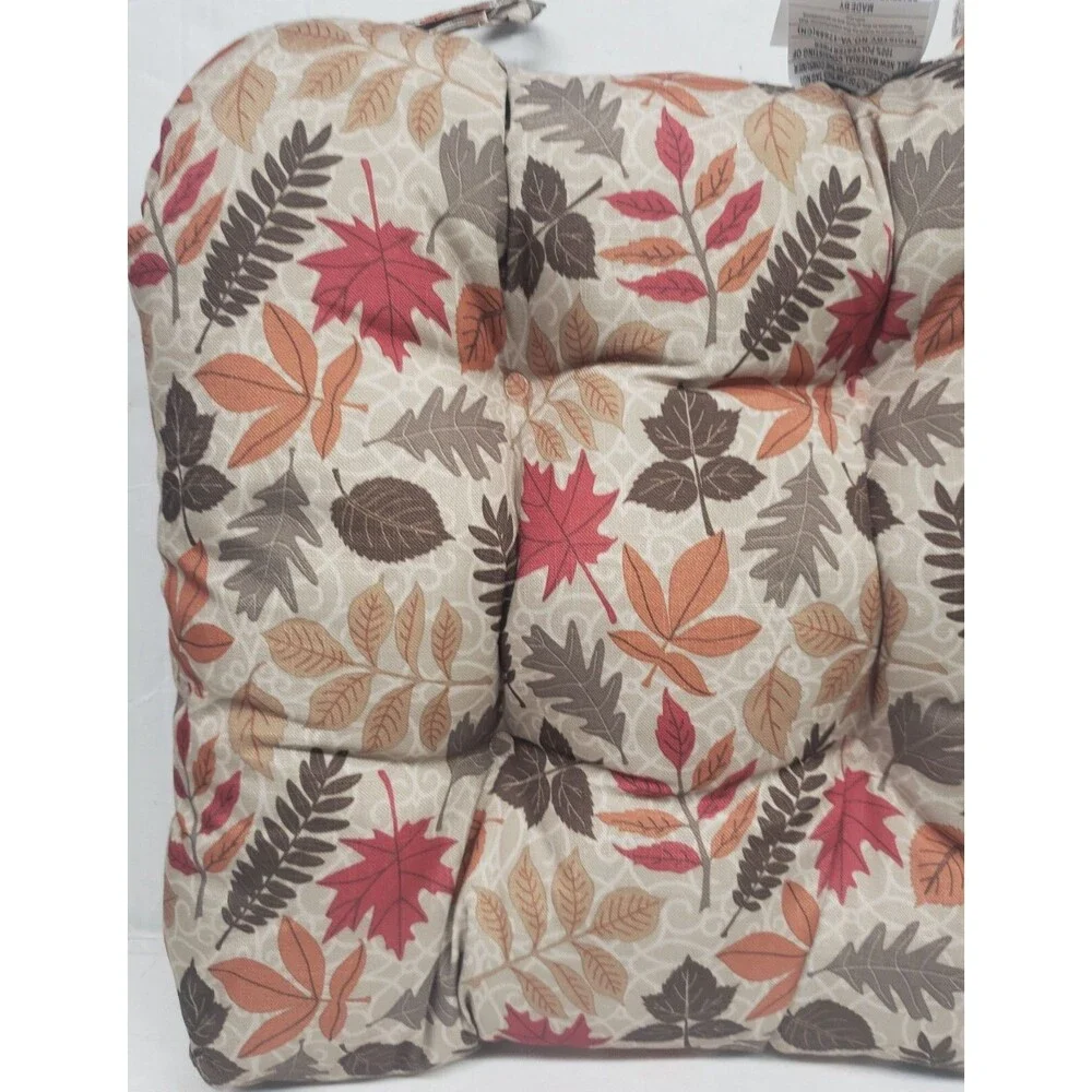 2 THICK REVERSIBLE CUSHION CHAIR PADS w/ties (16